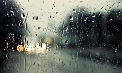 Σκόνη και βροχές στο μενού του καιρού-Στα ίδια επίπεδα το Σαββατοκύριακο