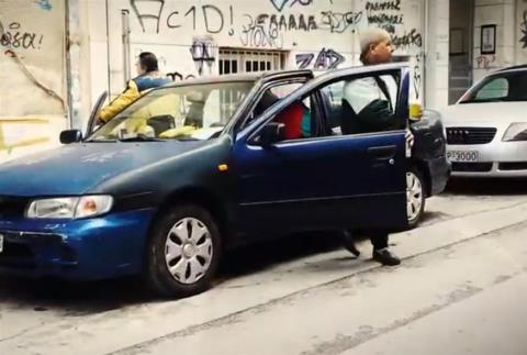 ΒΙΝΤΕΟ: Ζευγάρι συνταξιούχων που ζει σε αυτοκίνητο στην Κυψέλη