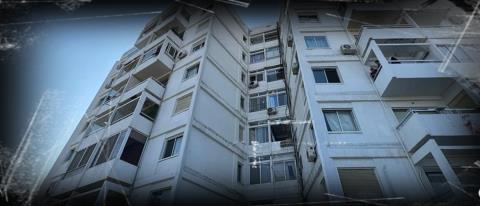 Διέμενε στο διαμέρισμα τις τελευταίες μέρες η 30χρονη που εντοπίστηκε νεκρή-Αυτοψία στη σκηνή, εξετάστηκαν οι συγκάτοικοι