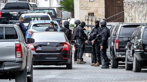 Απολογήθηκαν και προφυλακίστηκαν τα τρία αδέρφια που κατηγορούνται για το μακελειό στα Βορίζια