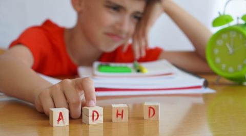 Ίση και ανθρώπινη αντιμετώπιση στα σχολεία ζητούν γονείς παιδιών με ΔΕΠ/Υ