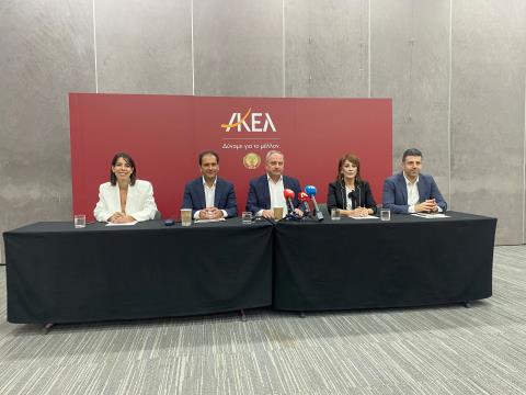 Προτάσεις ΑΚΕΛ για περιορισμό απόκτησης ακινήτων από υπηκόους τρίτων χωρών παρουσίασε ο Στεφάνου