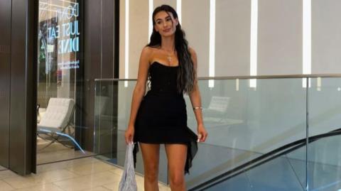 Σάλος με Βρετανίδα influencer-Προσποιούνταν ότι πάσχει από καρκίνο για να κερδίσει followers και έπαιρνε δωρεές για θεραπείες