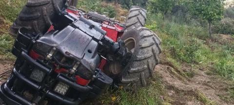 Τραγωδία στην Πάφο-Οδηγός καταπλακώθηκε από τρακτέρ, εντοπίστηκε από συγγενικό του πρόσωπο