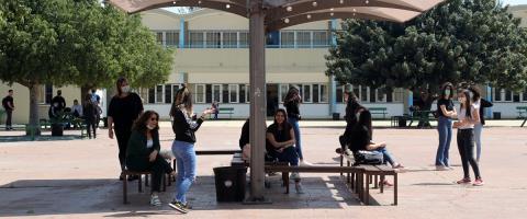 Τραβά το σχοινί η ΟΕΛΜΕΚ-Κατέρχεται σε τετράωρη στάση εργασίας για το σχέδιο αξιολόγησης εκπαιδευτικών