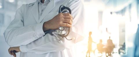 Φτάνουν τις 90 ώρες εργασίας οι ειδικευόμενοι γιατροί στα κρατικά νοσηλευτήρια-Μόλις μία η καταγγελία στον ΟΚΥπΥ