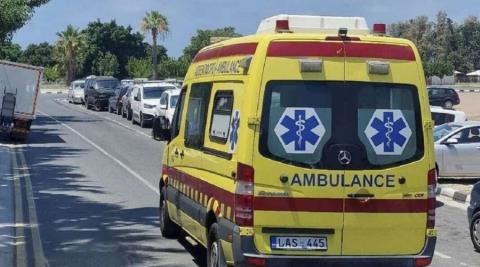 Όχημα συγκρούστηκε με ηλεκτρικό ποδήλατο στη Λεμεσό-Στο νοσοκομείο ο ποδηλάτης