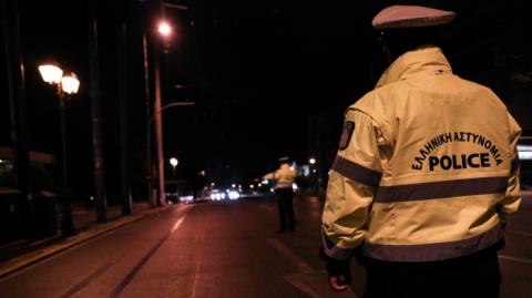 Συνελήφθη γνωστή 52χρονη δημοσιογράφος σε έλεγχο αλκοτέστ στην Ελλάδα-Τραβούσε βίντεο τους αστυνομικούς και τους απειλούσε