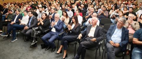 Το who is who των 19 υποψηφίων του ΑΚΕΛ στη Λευκωσία-Τα κομματικά στελέχη, ο πρώην υποψήφιος των Οικολόγων και η 23χρονη φοιτήτρια