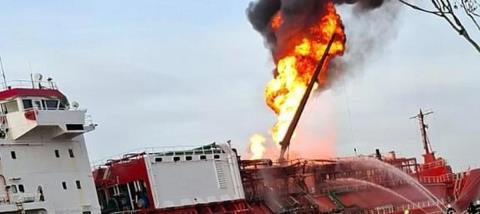 Τουρκικό πλοίο με 4.000 τόνους υγραερίου χτυπήθηκε από ρωσικά πυρά στην Οδησσό-Φόβοι πως μπορεί να εκραγεί ανά πάσα στιγμή
