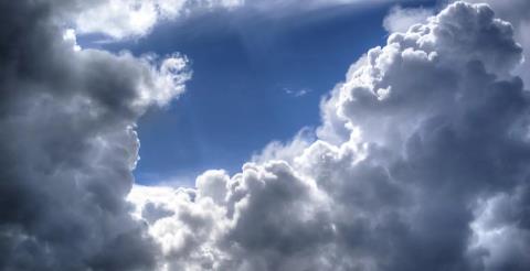 Σκόνη στην ατμόσφαιρα, στους 25 βαθμούς η θερμοκρασία-Αναμένεται άνοδος την Παρασκευή