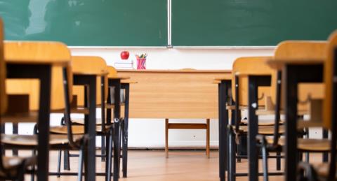 Πάνε έξω από τη Βουλή οι καθηγητές για απεργία-Τι ισχύει με τα δρομολόγια των λεωφορείων και τις απουσίες μαθητών