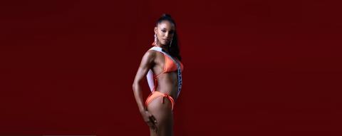 #MissUniverse: Η σοκαριστική πτώση της Miss Jamaica πάνω στη σκηνή