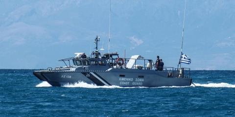 Ένταση στο Αιγαίο-Σκάφος του Λιμενικού έριξε προειδοποιητικά πυρά σε τουρκικά αλιευτικά που επιχείρησαν εμβολισμό