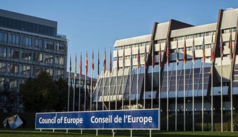 Ζήτησε από την Κύπρο προσπάθειες αντιμετώπισης των προκλήσεων σε εκπαίδευση, ένταξη και καταπολέμηση των διακρίσεων το ΣτΕ