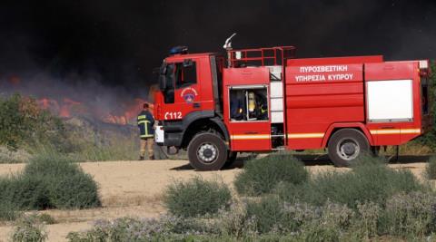 Οριοθετήθηκε η πυρκαγιά στην Πάχνα, κατέκαψε επτά δεκάρια γής-Επικεντρώνονται στο μέτωπο της Πάφου οι δυνάμεις πυρόσβεσης
