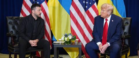 Η «δύσκολη επιλογή» του Ζελένσκι, τι ζητά η Ευρώπη και οι διαπραγματεύσεις στη Γενεύη επί του σχεδίου Τραμπ