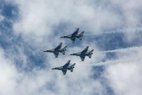 Η Ρουμανία απογείωσε μαχητικά μετά από παραβίαση του εναέριου χώρου της από drones