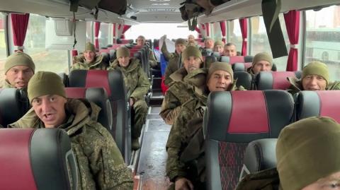 Πώς εξαπατά η Μόσχα άνδρες από το Νεπάλ και το Τατζικιστάν για να πάνε στον πόλεμο-Ψέματα, εκβιασμοί, χρηματισμός