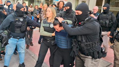 «Μαμά είσαι καλά;»-Η 46χρονη σκότωσε την πεθερά της και μετά της έστειλε μήνυμα στο κινητό για να έχει άλλοθι