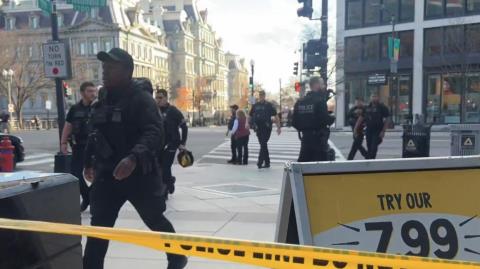 Πυροβόλησαν δύο άνδρες της Εθνοφρουράς κοντά στον Λευκό Οίκο