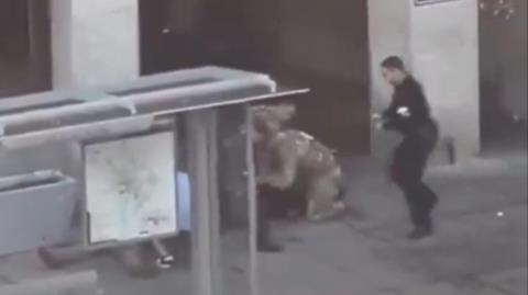 Αφγανός ο δράστης που πυροβόλησε και τραυμάτισε δύο μέλη της Εθνοφρουράς κοντά στον Λευκό Οίκο-«Έγκλημα κατά της ανθρωπότητας»