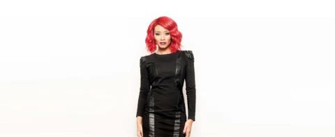 Shaya: &laquo;&#902;&rho;&chi;&iota;&sigma;&epsilon; &nu;&alpha; &mu;&epsilon; &beta;&rho;&#943;&zeta;&epsilon;&iota; &pi;&omicron;&upsilon; &delta;&epsilon;&nu; &