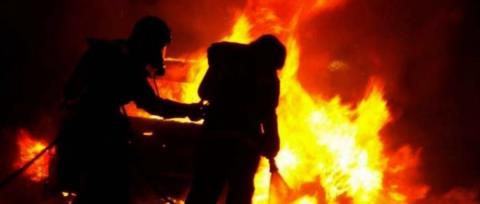 Ψάχνουν τα κίνητρα πίσω από την εμπρηστική επίθεση στον συνεργάτη του Δημοσθένους-Στο επίκεντρο οι επιχειρησιακές δραστηριότητες