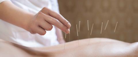 Μαλλιά κουβάρια με το νομοσχέδιο για την φυσικοπαθητική και τον παραδοσιακό βελονισμό-«Παίρνουμε την ιατρική στον Μεσαίωνα»