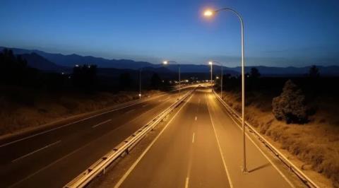 Ανατράπηκε όχημα στον αυτοκινητόδρομο Λεμεσού-Πάφου, έκλεισε η μια λωρίδα