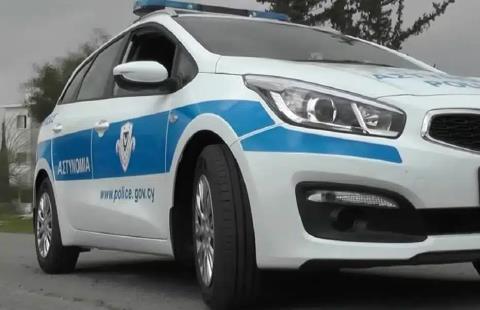 Ναυτικές φωτοβολίδες, μπλόκο από 50 μοτοσικλετιστές και τραυματισμοί αστυνομικών-Τέσσερις συλλήψεις πριν το ντέρμπι στη Λεμεσό