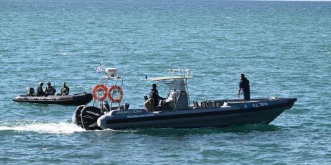 Αλιέας αγνοείται στην περιοχής Λύχνος στην Πάργα-Γλίστρησε από τη βάρκα και έπεσε στη θάλασσα