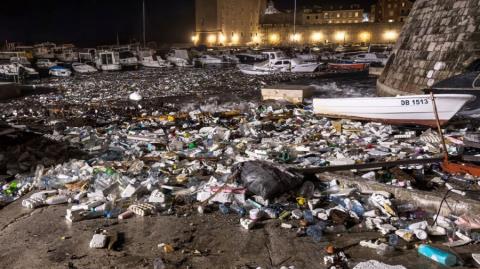 Πλημμύρισε με σκουπίδια από την Αλβανία το Ντουμπρόβνικ-Τα παρέσυραν θαλάσσια ρεύματα μετά από κακοκαιρία