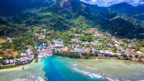 Πώς οι νήσοι Κουκ βοηθούν Ρωσία και Ιράν να διαθέτουν το πετρέλαιό τους παρά τις κυρώσεις