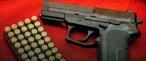 Εντόπισε τον οπλισμό ενόσω συμμάζευε τα πράγματα του αποβιώσαντα πατέρα του-Έρευνες εάν χρησιμοποιήθηκε σε εγκληματικές ενέργειες