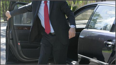 Για πέντε χρόνια το υπηρεσιακό όχημα σε πρώην Προέδρους αποφάσισε η Επ. Θεσμών-Στο τραπέζι κατάργηση επιδόματος για καύσιμα και έξοδα συντ class=