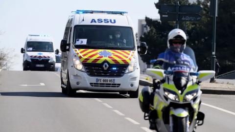 Τραγωδία στη Γαλλία-Νεκροί τρεις νεαροί, το αυτοκίνητό τους έπεσε σε πισίνα και παγιδεύτηκαν