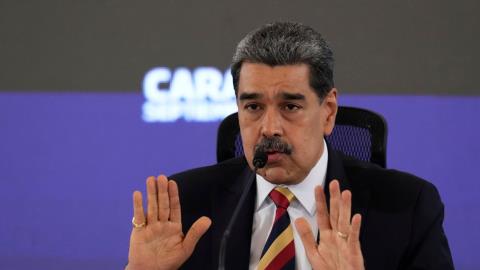 Ο Μαδούρο επιβεβαιώνει πως συνομίλησε με τον Τραμπ-«Έγινε με σεβασμό και ήταν εγκάρδια»