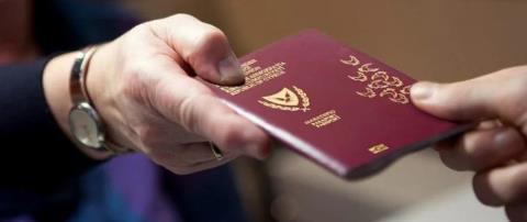 Ψηφίστηκε ο νόμος που καταργεί την ευχέρεια Υπουργικού για τιμητικές πολιτογραφήσεις-Διασταύρωσαν τα ξίφη τους ΔΗΣΥ και ΑΚΕΛ