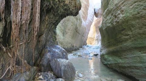 Κλειστό λόγω Byron το Φαράγγι του Άβακα