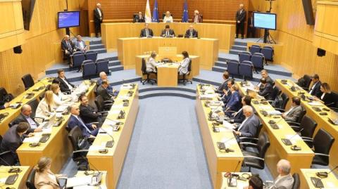 Αρνητική η αντίληψη των πολιτών για το κοινοβουλευτικό έργο-Μόνο 6% έχει θετική άποψη