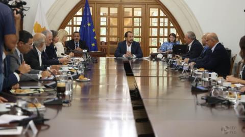 Βλέπει αρχηγούς κομμάτων ο Πρόεδρος Χριστοδουλίδης μετά την συνάντηση με Έρχιουρμαν και Ολγκίν