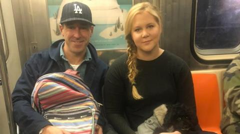 Η Έιμι Σούμερ και ο σύζυγός της χωρίζουν μετά από 7 χρόνια γάμου-«Οικογένεια για πάντα»