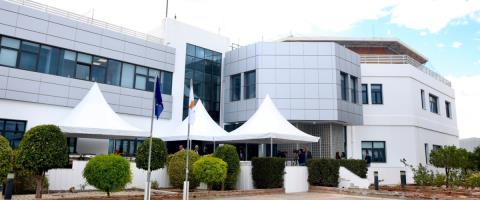 Το Κέντρο Ελέγχου Πτήσεων που αποτελεί τον εγκέφαλο της εναέριας κυκλοφορίας-Η αποστολή του και οι προκλήσεις