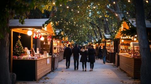 &Kappa;&upsilon;&kappa;&lambda;&omicron;&phi;&omicron;&rho;&iota;&alpha;&kappa;ό &kappa;&omicron;&mu;&phi;&omicron;ύ&zeta;&iota;&omicron; &sigma;&tau;&omicron;&upsilon;&sigmaf; &delta;&rho;ό&mu;&omicron;&upsilon;&sigmaf; &pi;&rho;&omicron;&sigmaf; &Lambda;&epsilon;ύ&kappa;&alpha;&rho;&alpha; &kappa;&alpha;&iota; &tau;&omicron; &Chi;&rho;&iota;&sigma;&tau;&omicron;&upsilon;&gamma;&epsilon;&nu;&nu;&iota;ά&tau;&iota;&kappa;&omicron; &chi;&omega;&rho;&iota;ό