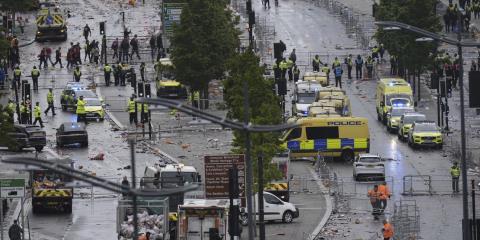 &Pi;&omicron;&iota;&nu;ή &phi;&upsilon;&lambda;ά&kappa;&iota;&sigma;&eta; 21 &epsilon;&tau;ώ&nu; &sigma;&tau;&omicron;&nu; B&rho;&epsilon;&tau;&alpha;&nu;ό &pi;&omicron;&upsilon; έ&pi;&epsilon;&sigma;&epsilon; &mu;&epsilon; &tau;&omicron; &alpha;&upsilon;&tau;&omicron;&kappa;ί&nu;&eta;&tau;ό &tau;&omicron;&upsilon; &pi;ά&nu;&omega; &sigma;&epsilon; &omicron;&pi;&alpha;&delta;&omicron;ύ&sigmaf; &tau;&eta;&sigmaf; &Lambda;ί&beta;&epsilon;&rho;&pi;&omicron;&upsilon;&lambda;