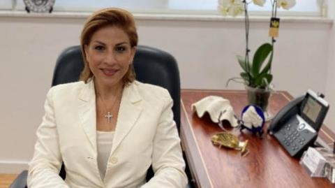 &Sigma;&tau;. &Mu;&iota;&chi;&alpha;&eta;&lambda;ί&delta;&omicron;&upsilon;: &Omicron; έ&lambda;&epsilon;&gamma;&chi;&omicron;&sigmaf; &kappa;&rho;&alpha;&tau;&iota;&kappa;ώ&nu; &epsilon;&nu;&iota;&sigma;&chi;ύ&sigma;&epsilon;&omega;&nu; &pi;&rho;&omicron;ϋ&pi;&omicron;&theta;έ&tau;&epsilon;&iota; &theta;&epsilon;&sigma;&mu;&iota;&kappa;ή &sigma;&upsilon;&nu;&epsilon;&rho;&gamma;&alpha;&sigma;ί&alpha;