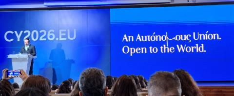 &Pi;&alpha;&rho;&omicron;&upsilon;&sigma;ί&alpha;&sigma;&epsilon; &tau;&omicron;&upsilon;&sigmaf; &pi;έ&nu;&tau;&epsilon; &pi;&upsilon;&lambda;ώ&nu;&epsilon;&sigmaf; &gamma;&iota;&alpha; &tau;&eta;&nu; &Pi;&rho;&omicron;&epsilon;&delta;&rho;ί&alpha; &tau;&eta;&sigmaf; &Epsilon;&Epsilon; &omicron; &Chi;&rho;&iota;&sigma;&tau;&omicron;&delta;&omicron;&upsilon;&lambda;ί&delta;&eta;&sigmaf;-&Epsilon;&mu;&pi;&nu;&epsilon;&upsilon;&sigma;&mu;έ&nu;&omicron; &alpha;&pi;ό &tau;&omicron; &lambda;&epsilon;&upsilon;&kappa;&alpha;&rho;ί&tau;&iota;&kappa;&omicron; &kappa;έ&nu;&tau;&eta;&mu;&alpha; &tau;&omicron; &lambda;&omicron;&gamma;ό&tau;&upsilon;&pi;&omicron;