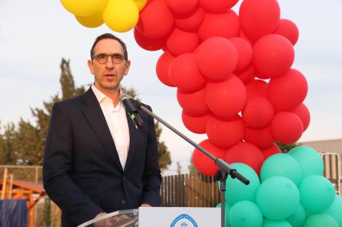 &Kappa;. &Iota;&omega;ά&nu;&nu;&omicron;&upsilon;: &Eta; &Kappa;&upsilon;&beta;έ&rho;&nu;&eta;&sigma;&eta; &upsilon;&lambda;&omicron;&pi;&omicron;&iota;&epsilon;ί &omicron;&lambda;&omicron;&kappa;&lambda;&eta;&rho;&omega;&mu;έ&nu;&eta; &pi;&omicron;&lambda;&iota;&tau;&iota;&kappa;ή &alpha;&nu;&alpha;&zeta;&omega;&omicron;&gamma;ό&nu;&eta;&sigma;&eta;&sigmaf; &kappa;&omicron;&iota;&nu;&omicron;&tau;ή&tau;&omega;&nu;