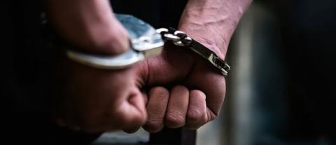 &Pi;&omicron;&iota;&nu;ή &phi;&upsilon;&lambda;ά&kappa;&iota;&sigma;&eta;&sigmaf; 13 &chi;&rho;ό&nu;&omega;&nu; &sigma;&epsilon; 27&chi;&rho;&omicron;&nu;&omicron;-Έ&phi;&theta;&alpha;&sigma;&epsilon; &sigma;&tau;&omicron; &alpha;&epsilon;&rho;&omicron;&delta;&rho;ό&mu;&iota;&omicron; &Lambda;ά&rho;&nu;&alpha;&kappa;&alpha;&sigmaf; &mu;&epsilon; 23 &kappa;&iota;&lambda;ά &kappa;ά&nu;&nu;&alpha;&beta;&eta;&sigmaf;